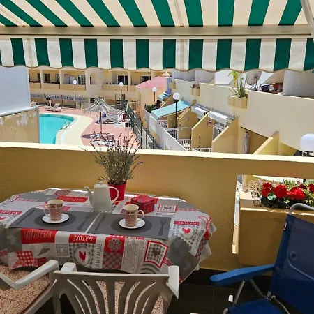 Апартаменты Cozy And Sunny With Everything Need, Great Location Адехе