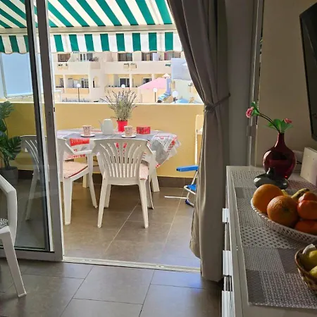 Cozy And Sunny With Everything Need, Great Location Адехе