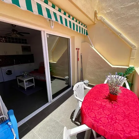 Cozy And Sunny With Everything Need, Great Location Appartement